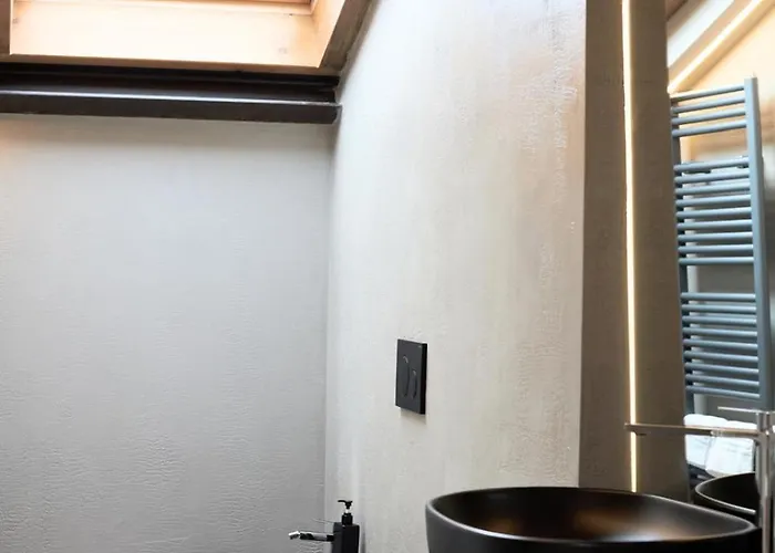 Don Alfonso Apartment *